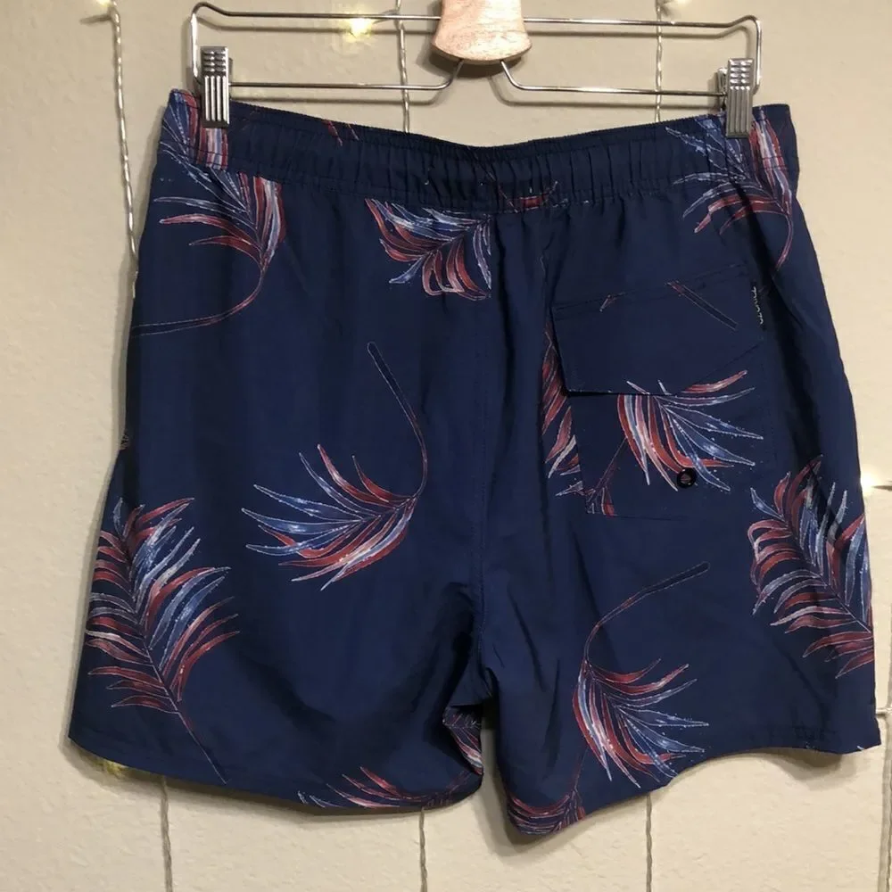 NWOT Ezekiel Mens Swim/Boardshorts Size 34